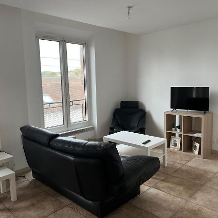 Le Relais De Saint Loup 1 A 66 Personnes Διαμέρισμα Montereau-faut-Yonne Εξωτερικό φωτογραφία