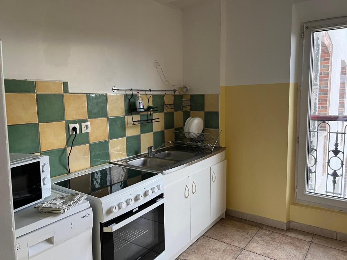 Le Relais De Saint Loup 1 A 66 Personnes Διαμέρισμα Montereau-faut-Yonne Εξωτερικό φωτογραφία