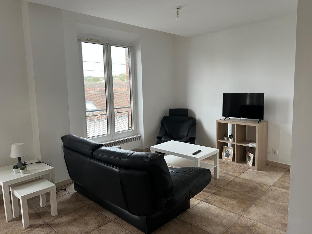 Le Relais De Saint Loup 1 A 66 Personnes Διαμέρισμα Montereau-faut-Yonne Εξωτερικό φωτογραφία