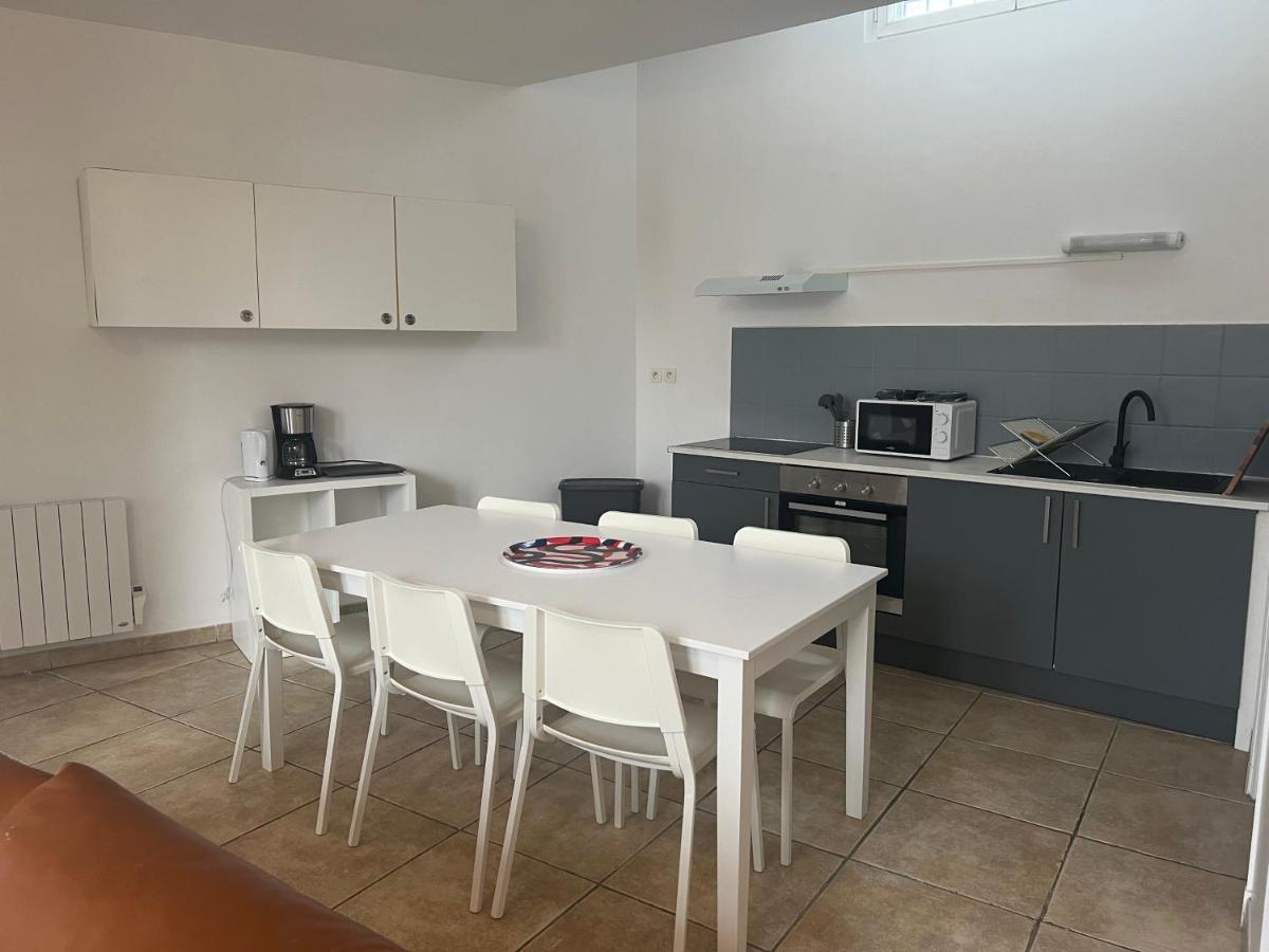 Le Relais De Saint Loup 1 A 66 Personnes Διαμέρισμα Montereau-faut-Yonne Εξωτερικό φωτογραφία