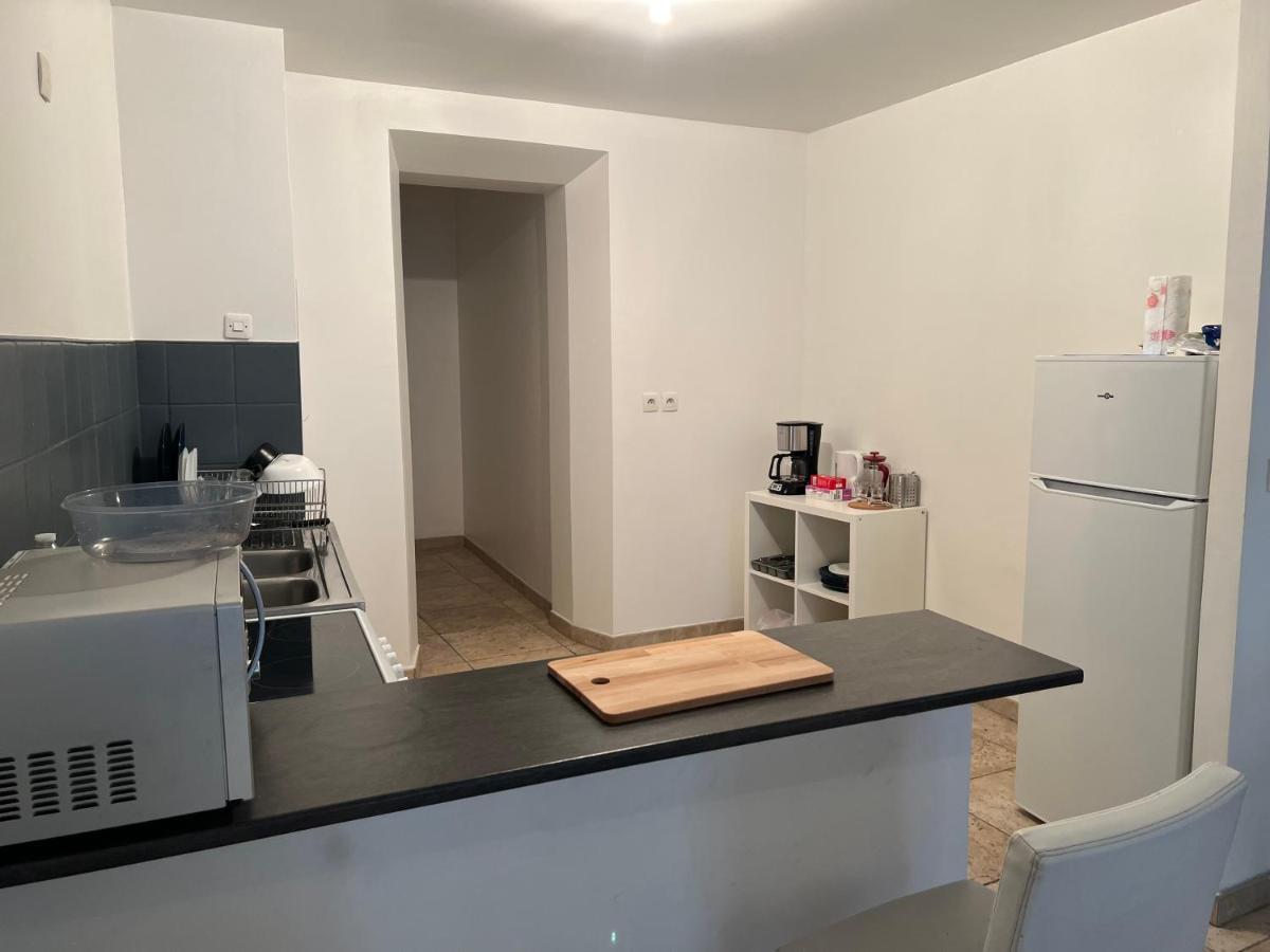Le Relais De Saint Loup 1 A 66 Personnes Διαμέρισμα Montereau-faut-Yonne Εξωτερικό φωτογραφία